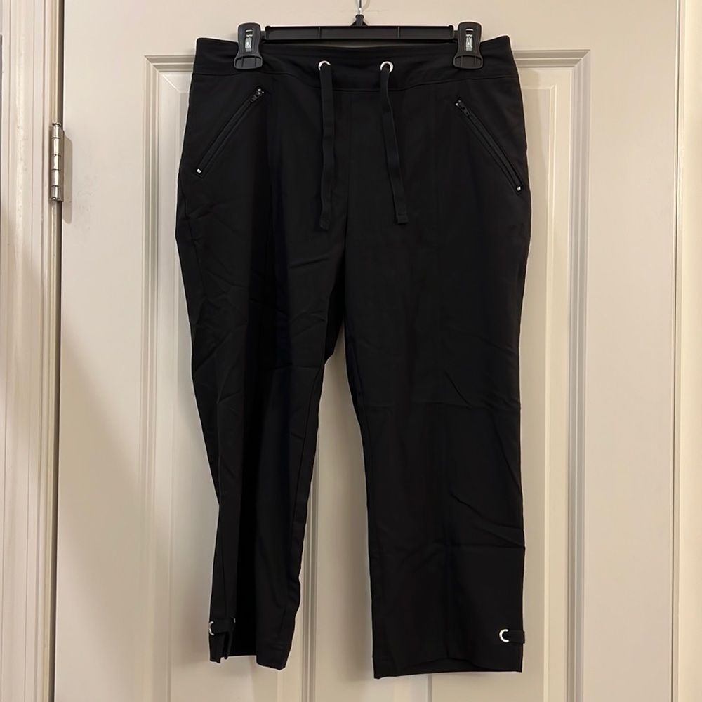 Weekends by Chico ladies capris